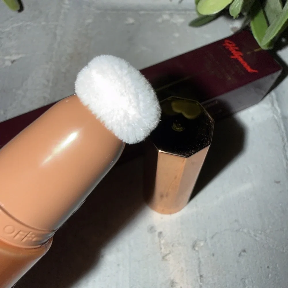 Charlotte Tilbury Hollywood Beauty Light Wand Highlighter‎  - Spotlight - NIB - Picture 3 of 3